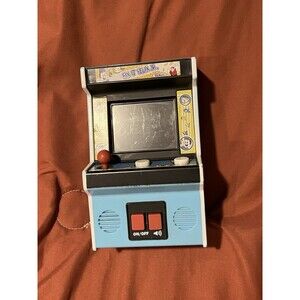 Fix It Felix Jr Mini Arcade Game Disney Wreck it Ralph Electronic.  Works